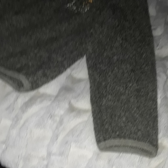 LA Bike Tour sweater and Marathon Pin XVII - Picture 2 of 11